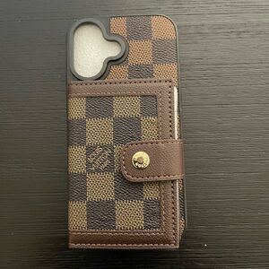 iPhone 16 Checkered Brown Phone wallet Case with Card Holder